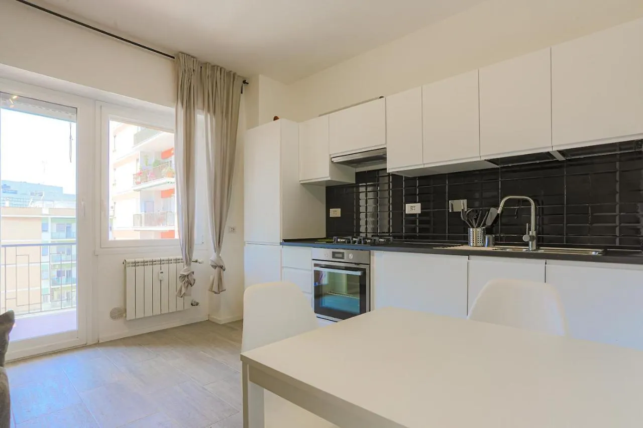 Tiburtina Flam Guest House Rome 0*,