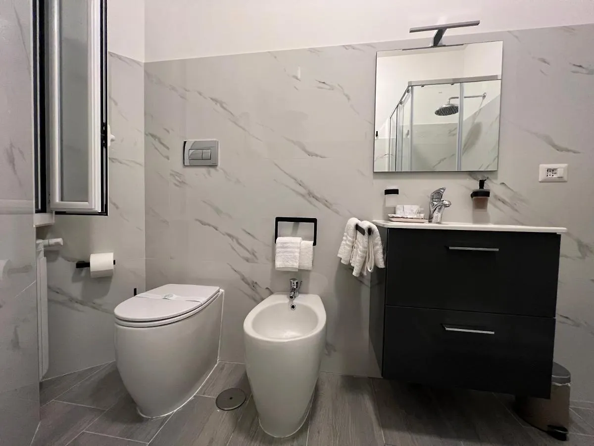 Tiburtina Flam Guest House Rome