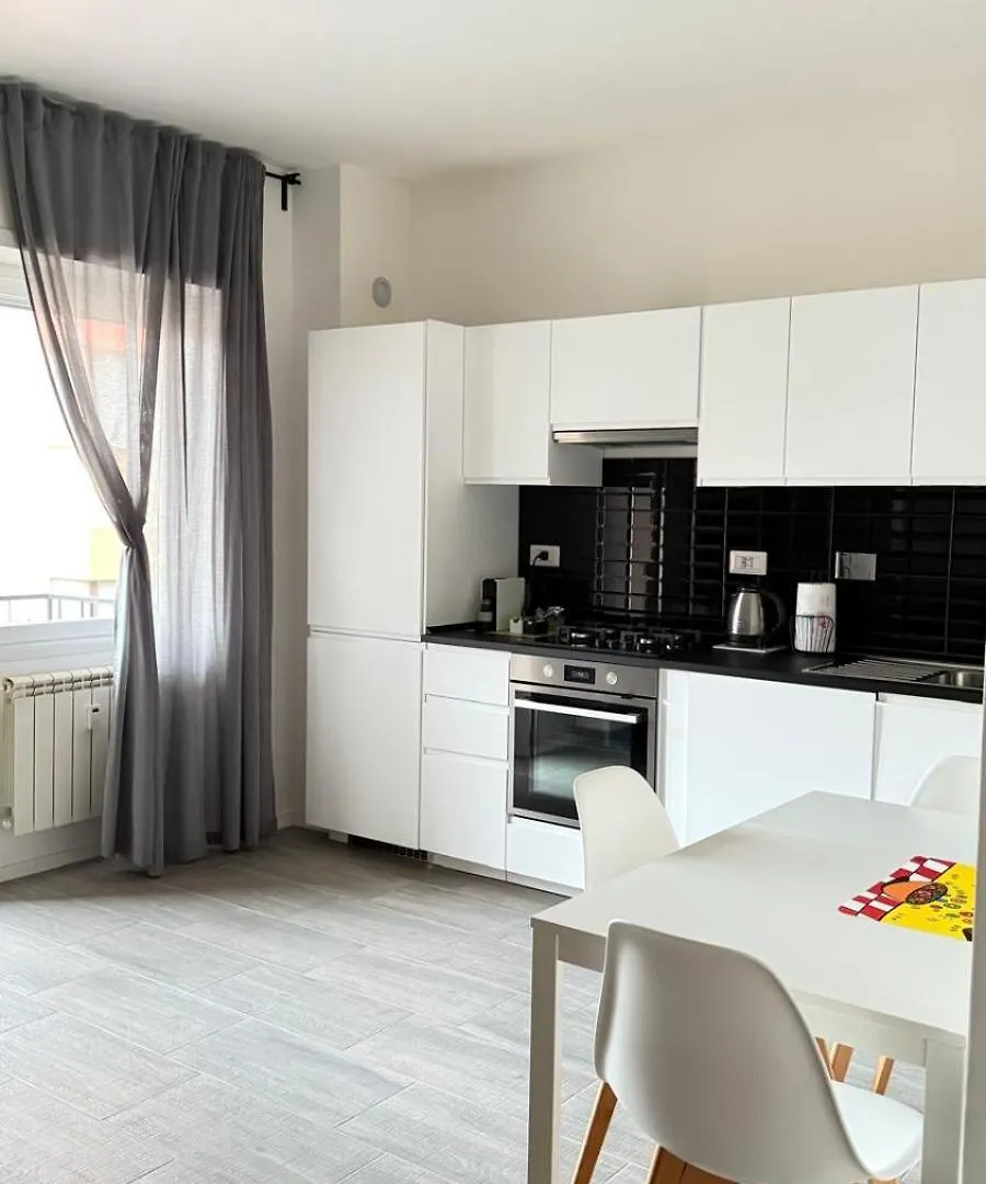 Tiburtina Flam Guest House Rome 0*,  Italy